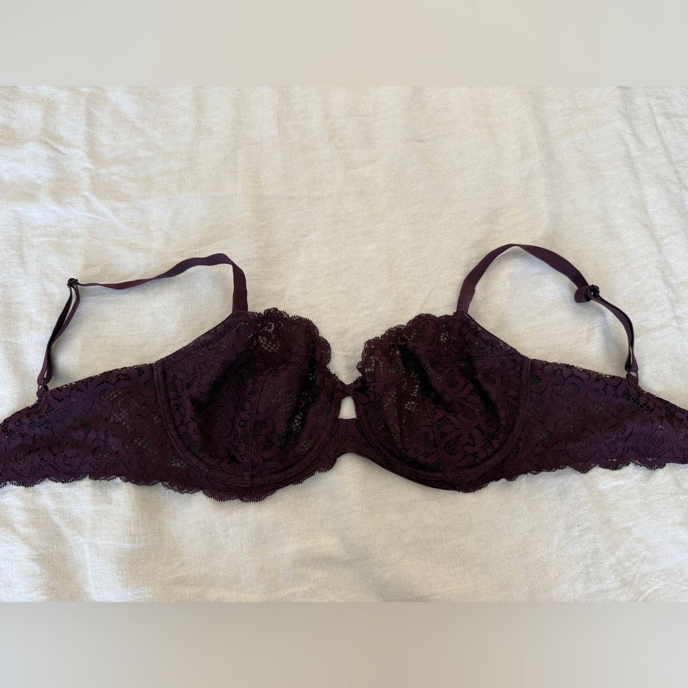 Victoria's Secret Lace Underwire Bra - Deep Purple